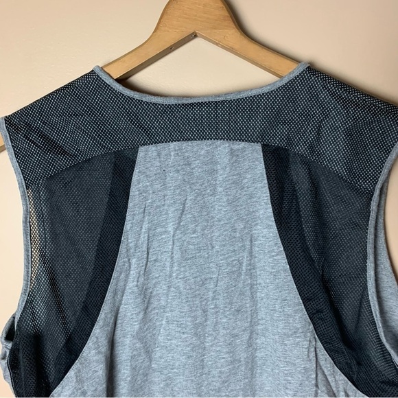 [Nike] Black & Gray Drawstring Waist Mesh Detail  Sleeveless Athletic Tank Top - Picture 8 of 8